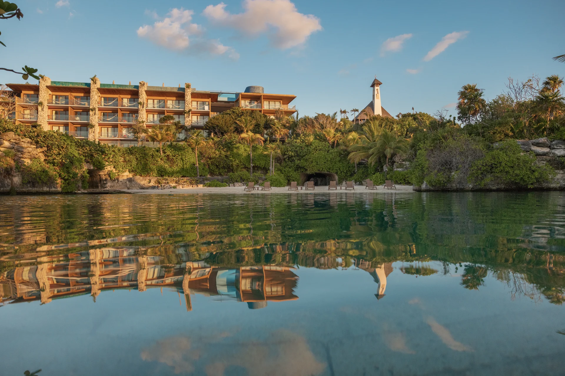 Hotel Xcaret México ao entardecer